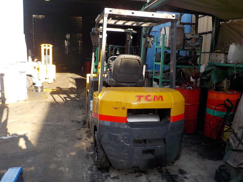 TCM FHD25T3A – 中古フォークリフト 株式会社アドバンス