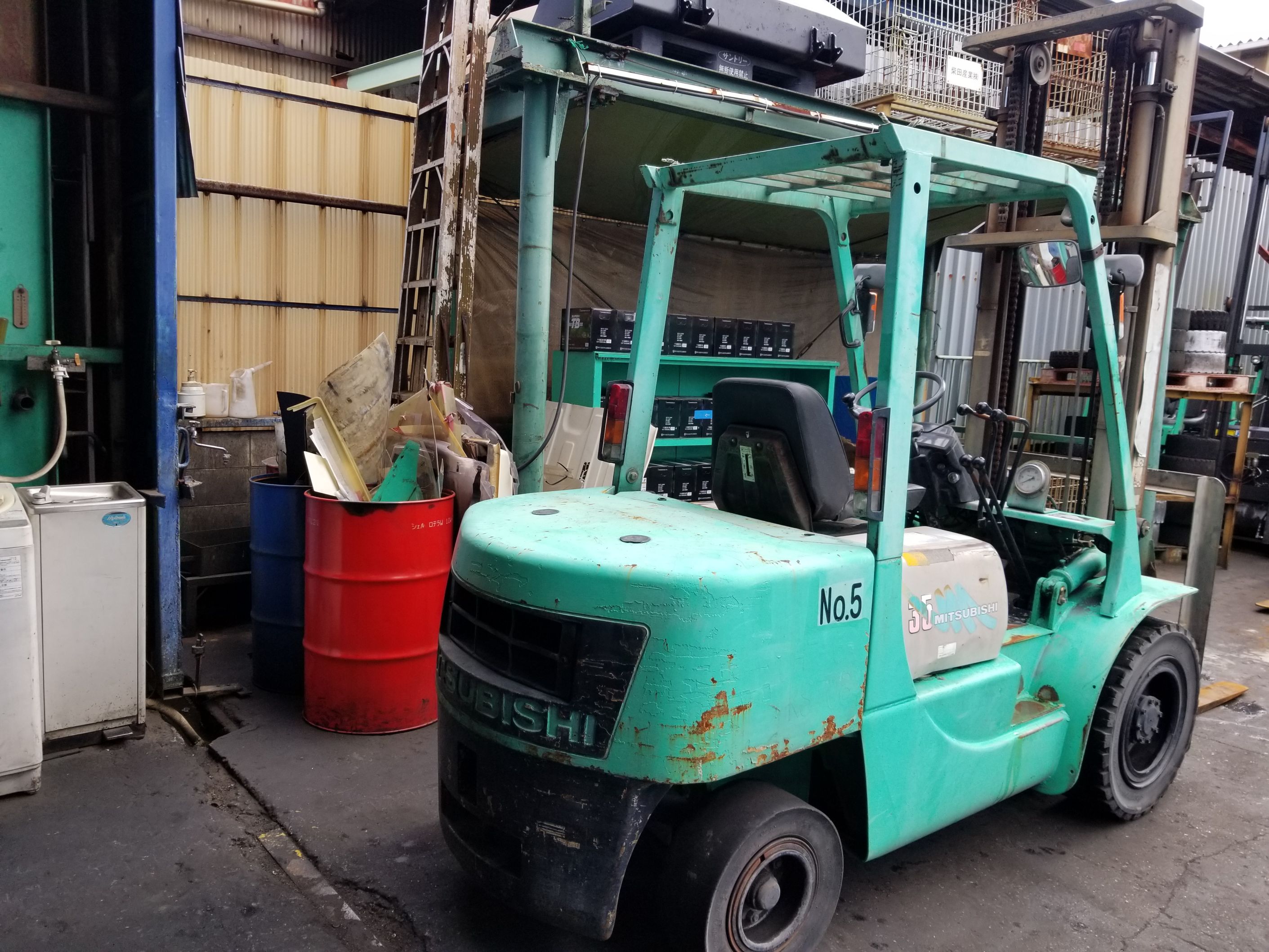 三菱 FD35A-F14C ディーゼル車 3.5トン 4mマスト – 中古フォークリフト