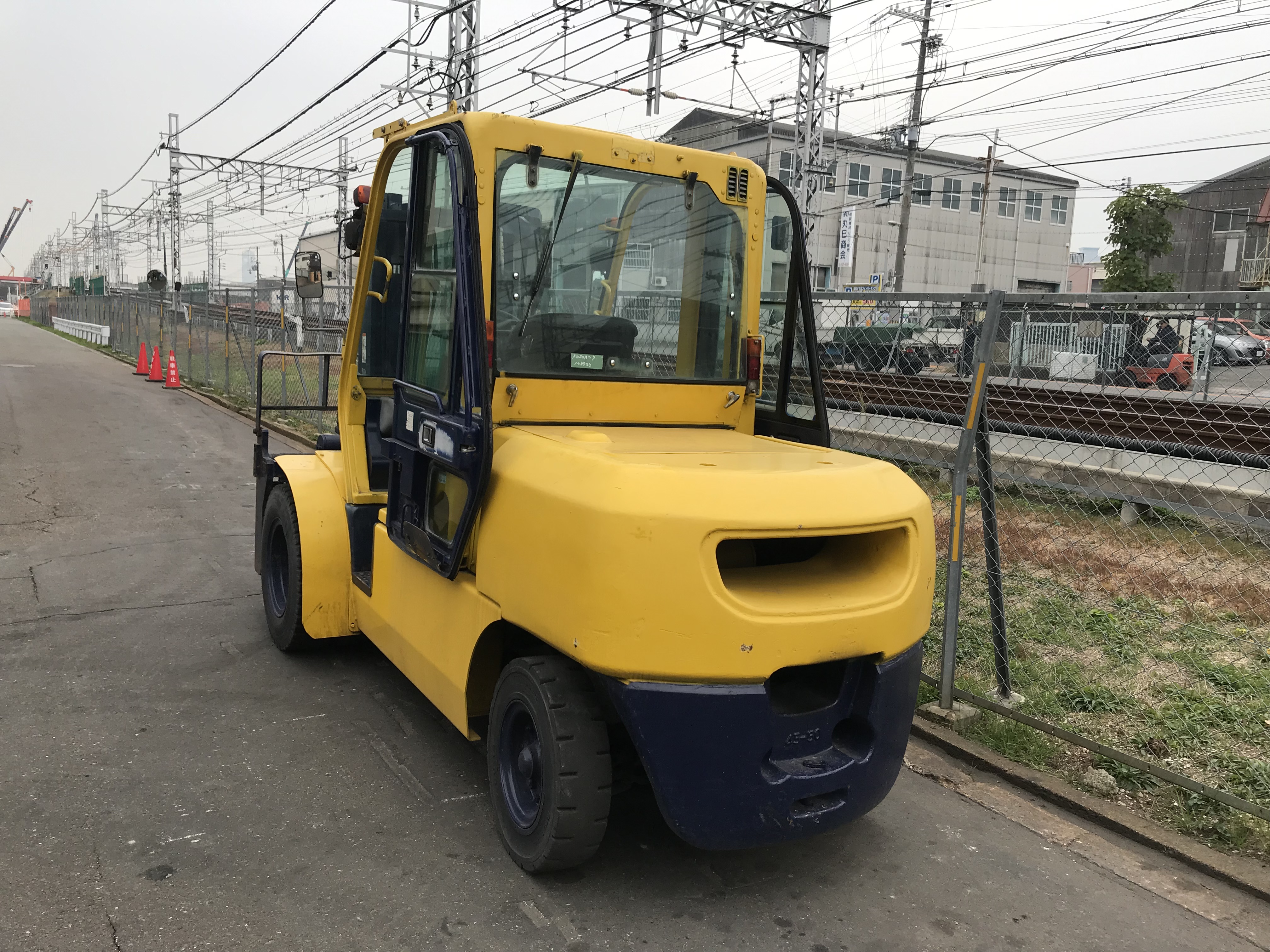 コマツ FD50AT-7 サイドシフト フォークポジショナー付 – 中古