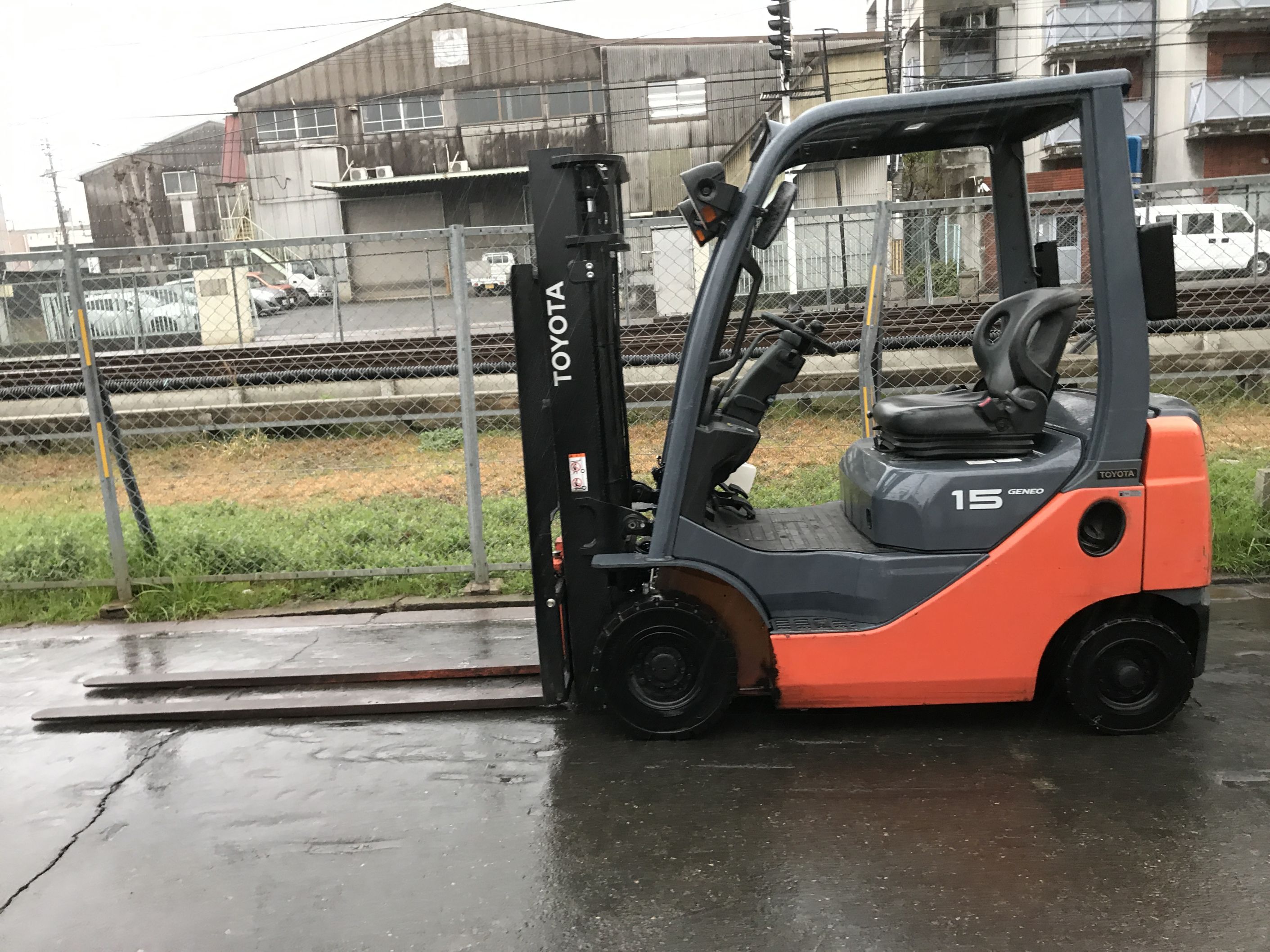 トヨタ 02-8FDL15 ディーゼル車 3mマスト – 中古フォークリフト 株式