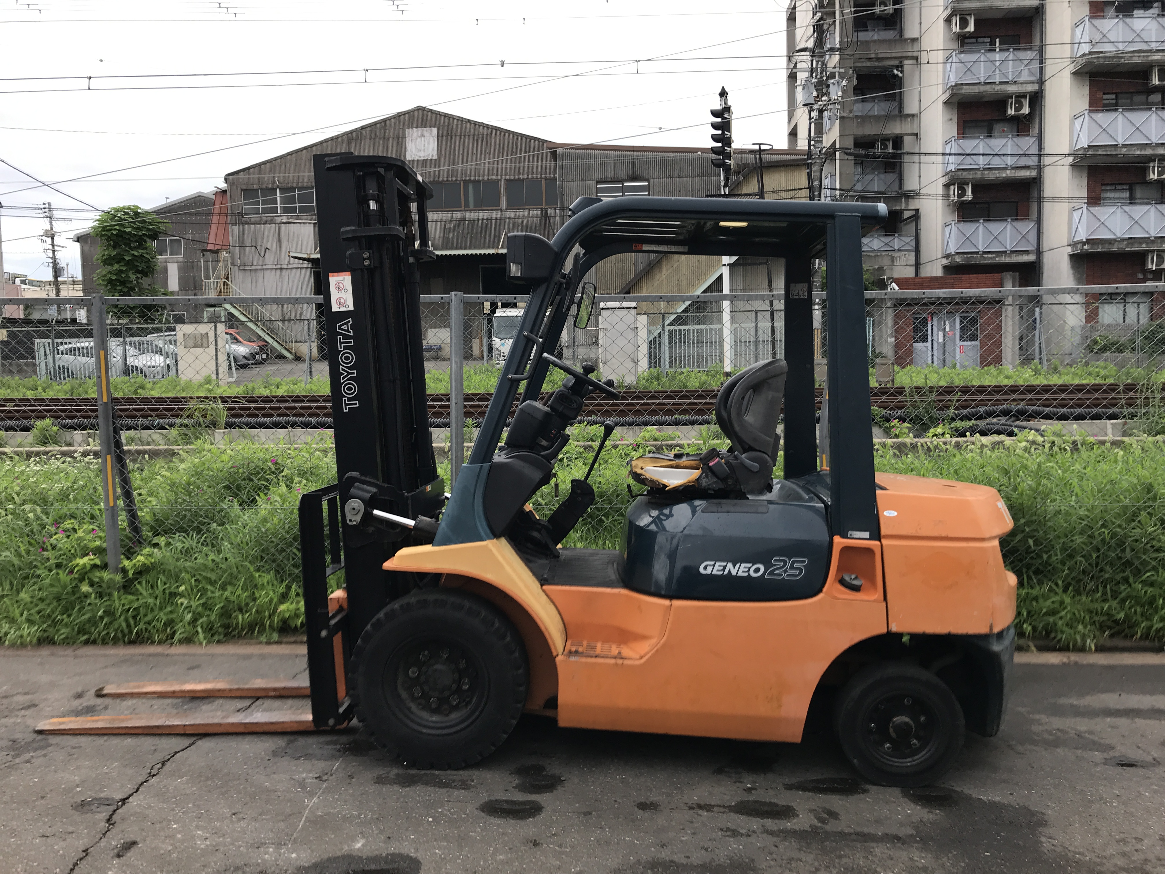 トヨタディゼルエンジンフォークリフト現状品3fd25動作確認済み