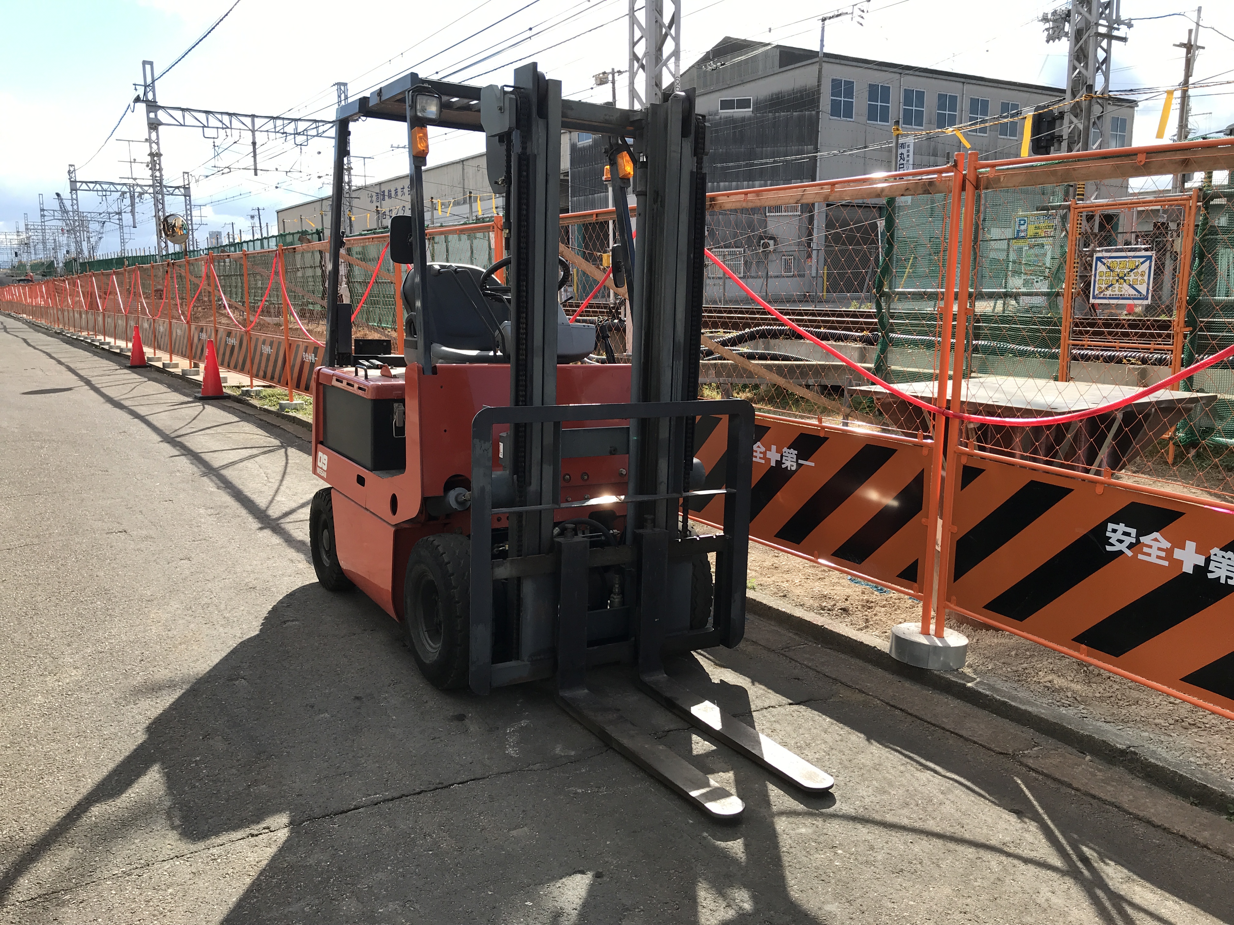 日産 900㎏ バッテリー車 3ⅿマスト 稼働497h FP01L09(FB9) – 中古