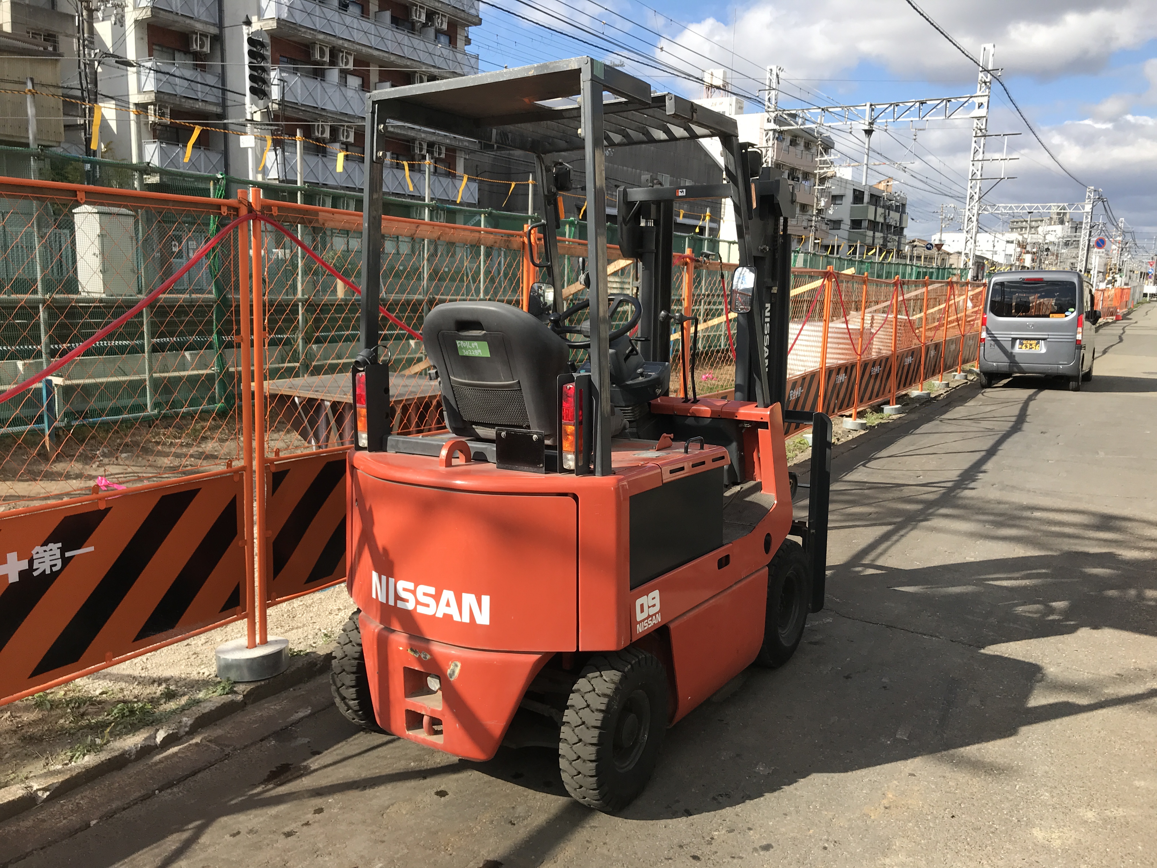 日産 900㎏ バッテリー車 3ⅿマスト 稼働497h FP01L09(FB9) – 中古