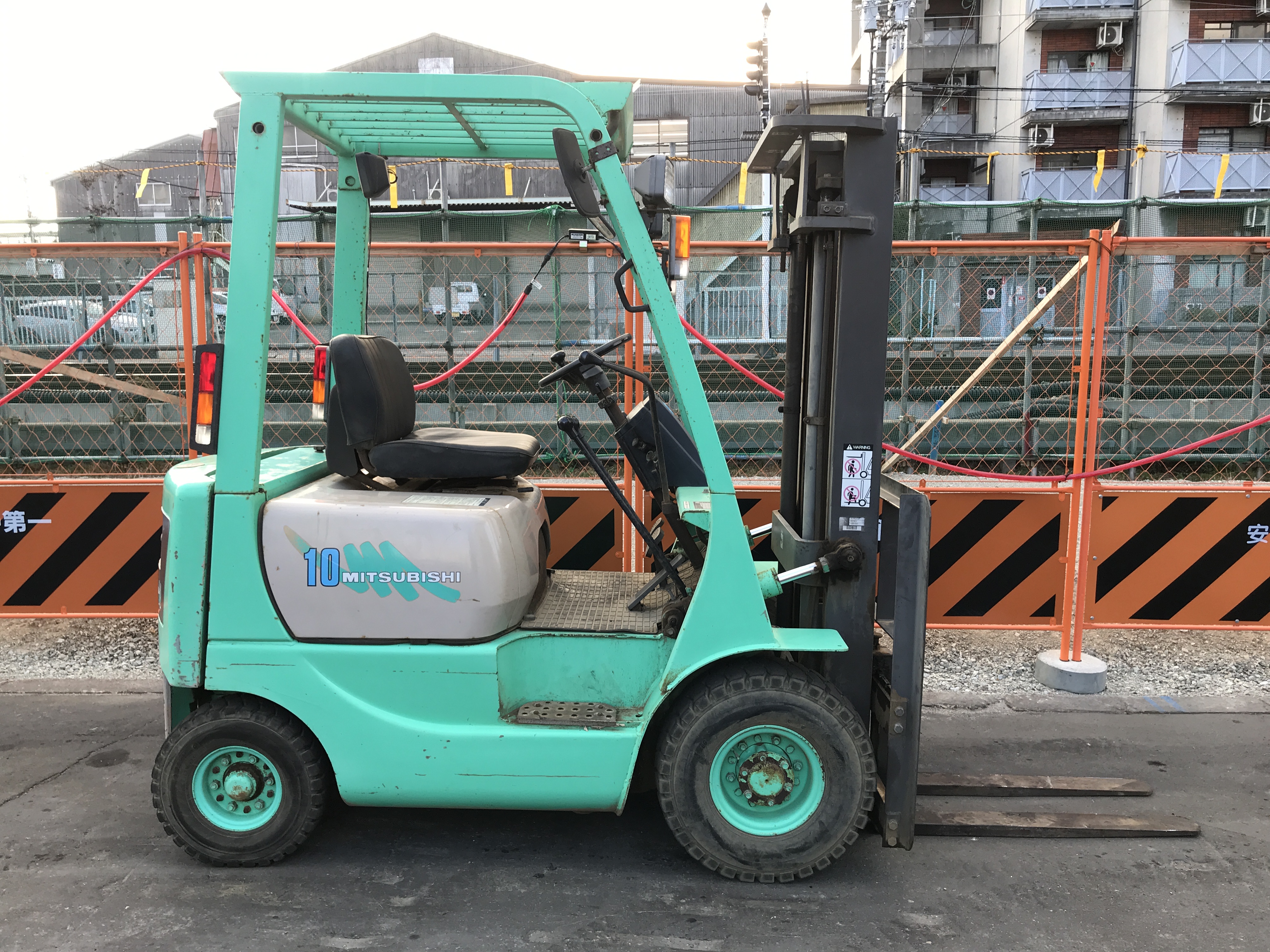 道内配送OK！ フォークリフト三菱FG20稼働時間少 2トン ※配送料