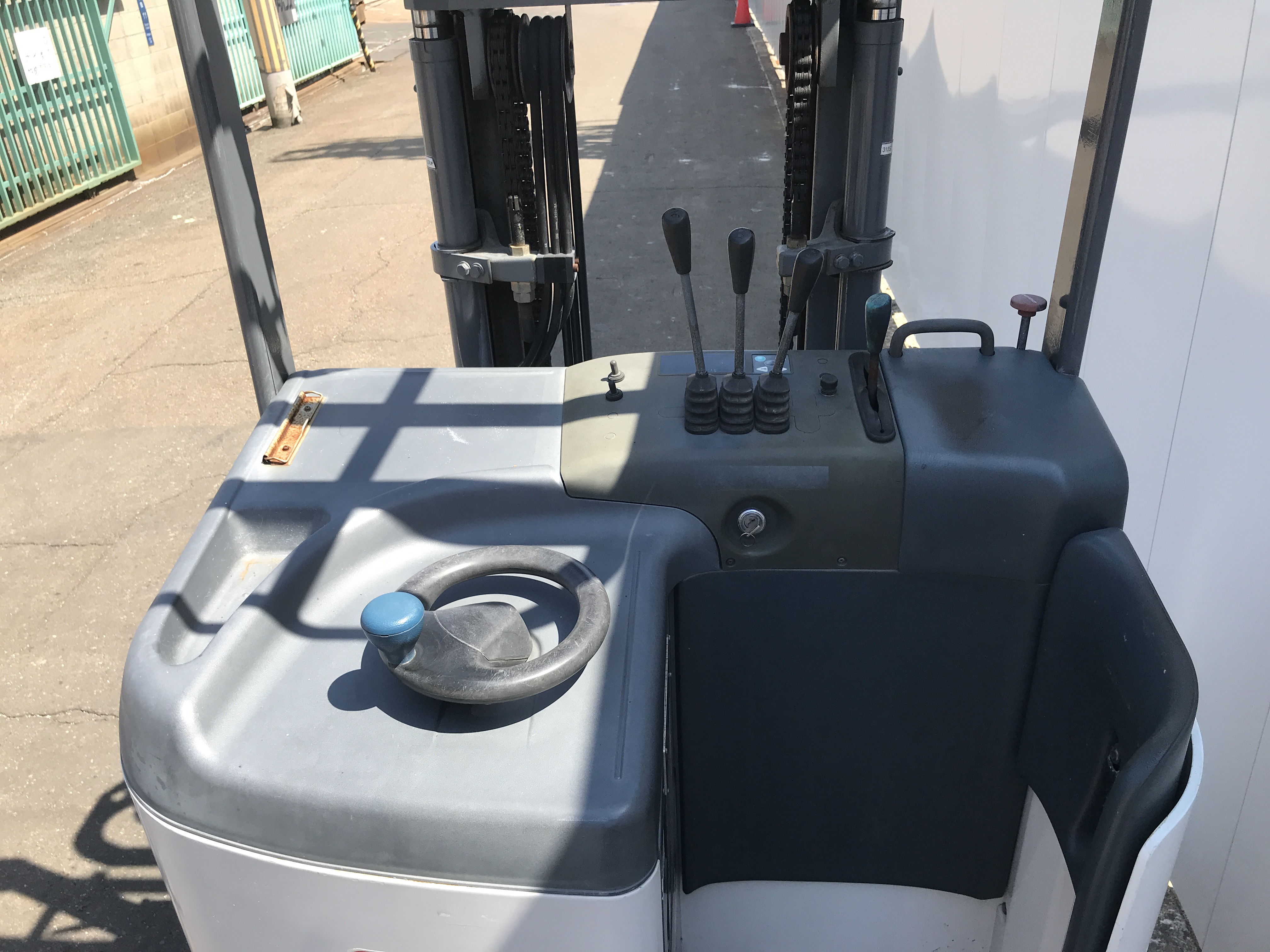 ニチユフォークリフトFBRM9-75揚高3000MM　20872H　(A234) FBRM10-75-400 1.0トン バッテリーリーチ 【中古フォークリフト