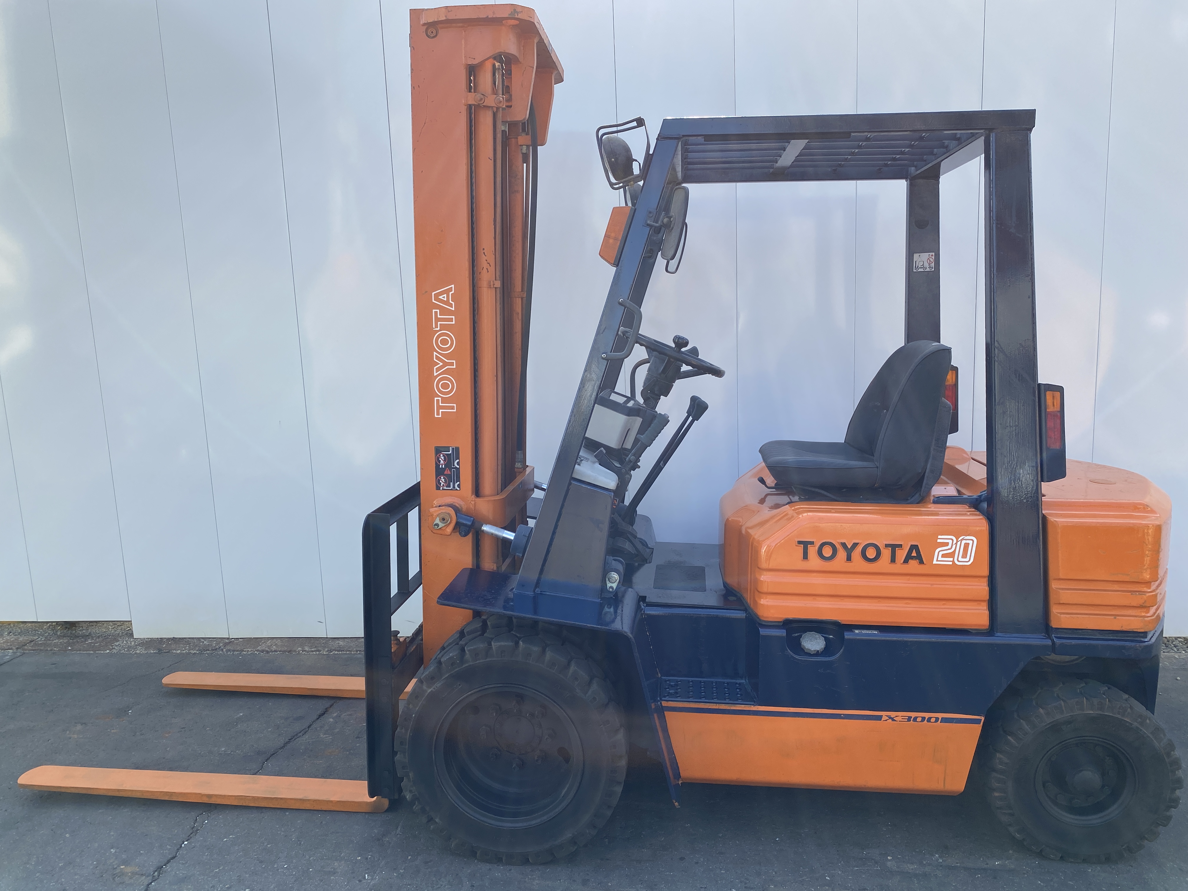 フォークリフト、2トン、トヨタ、5FG20、TOYOTA,2000kg、1733h