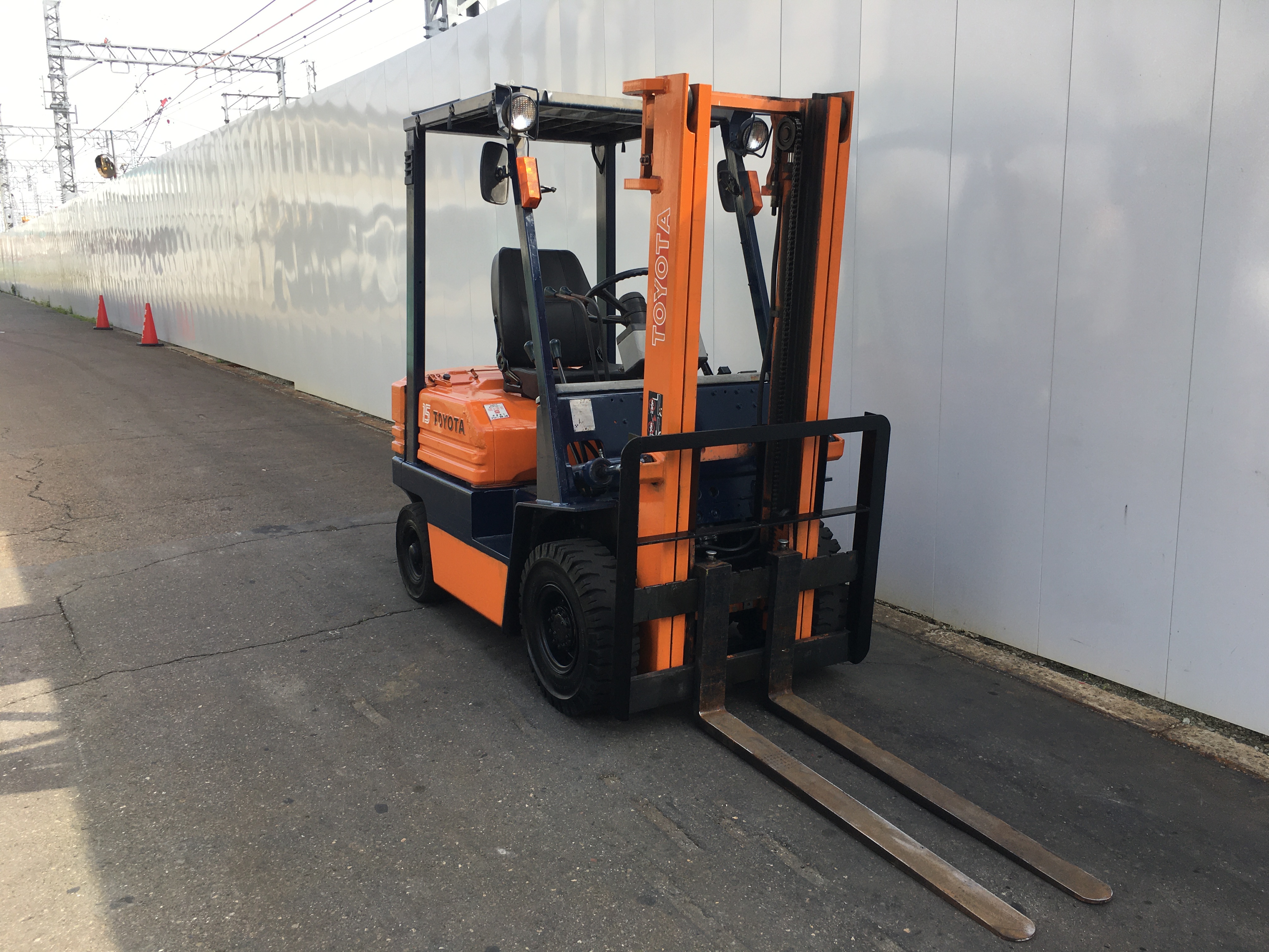 トヨタ ガソリン車 1.5ton 3mマスト 40-5FG15 – 中古フォークリフト