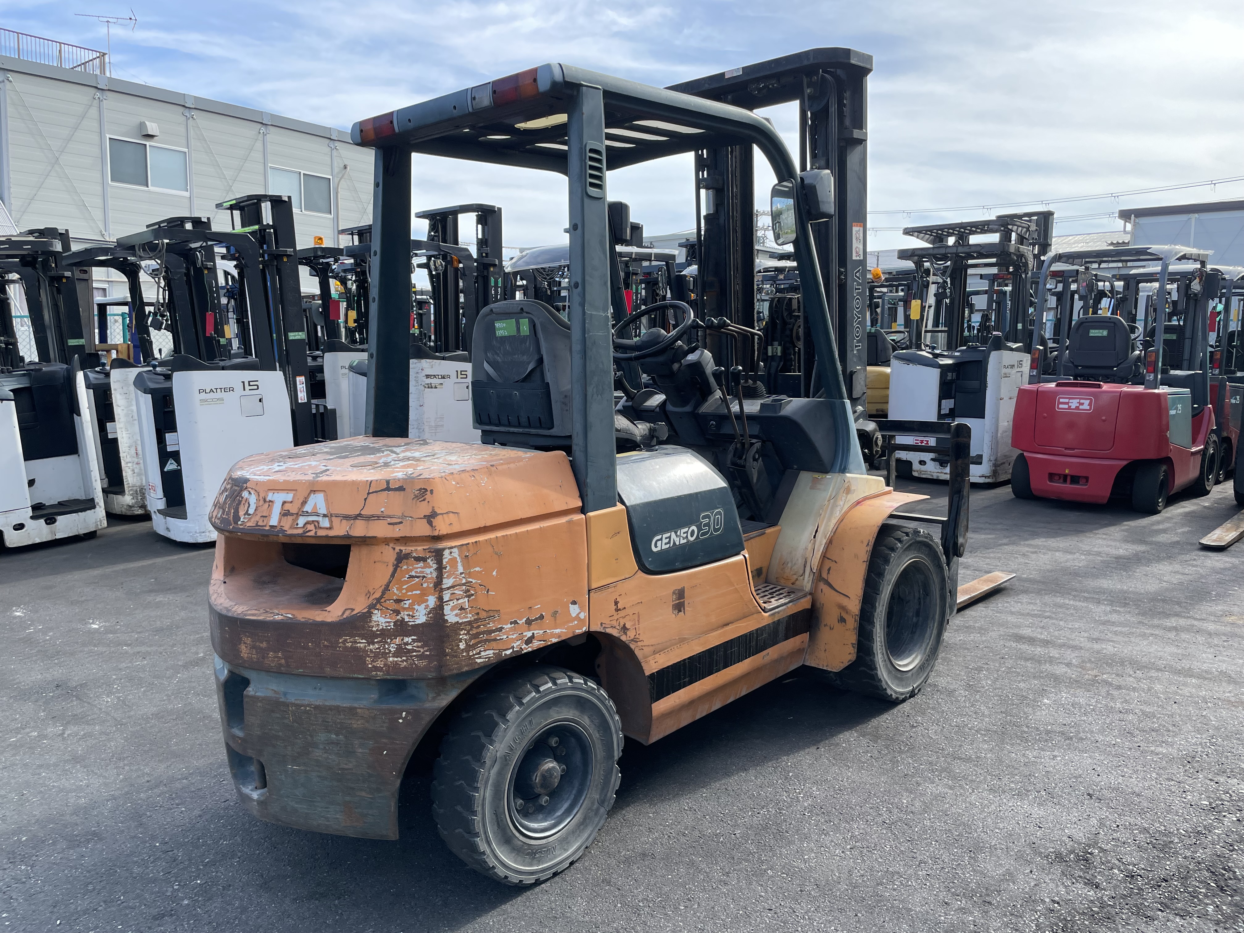 動画有 3トン ヒンジドフォーク 雪かきにどうぞ!! 人気の5F