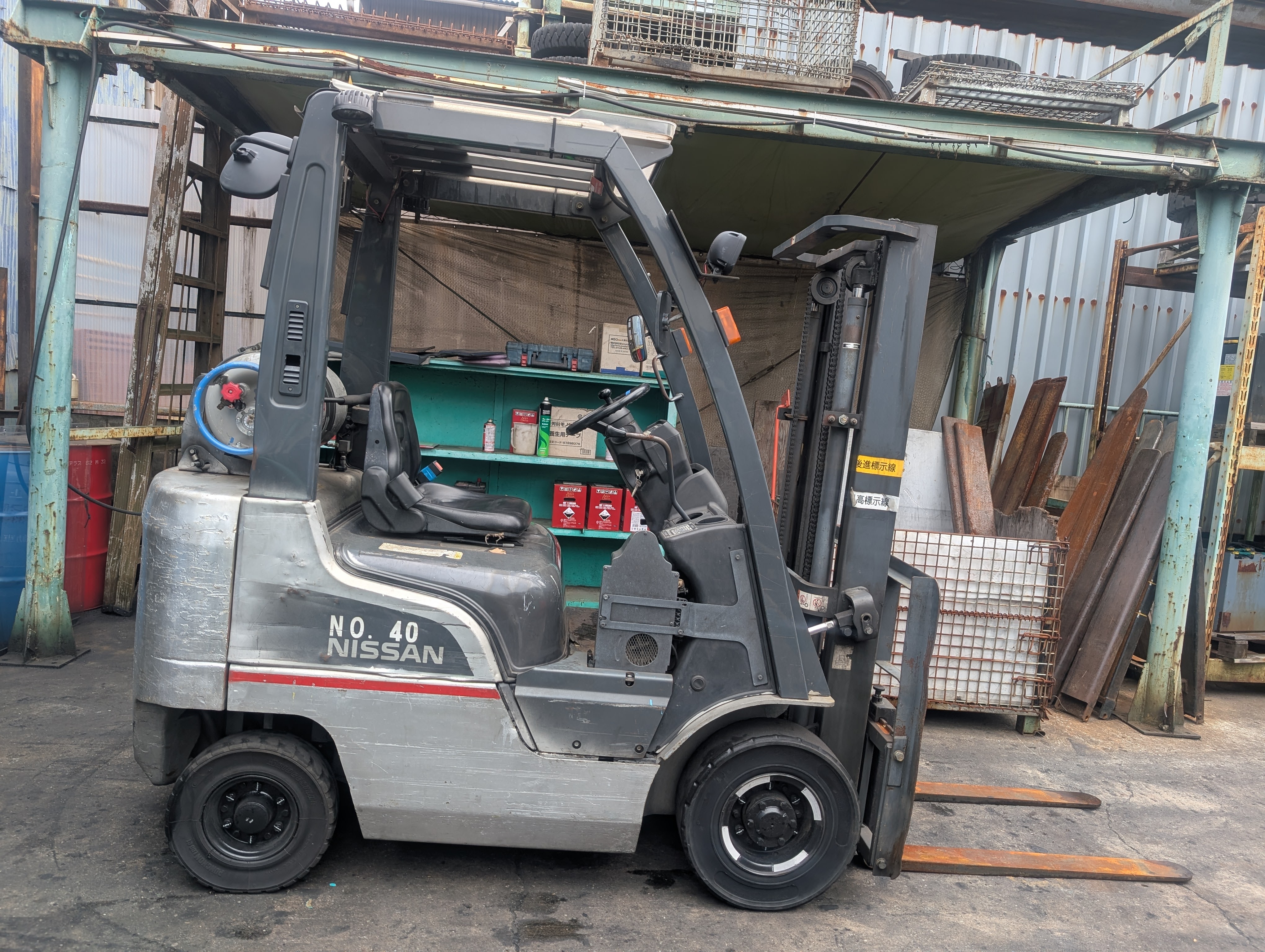 日産フォークリフトLPガス/ガソリン1.5トン